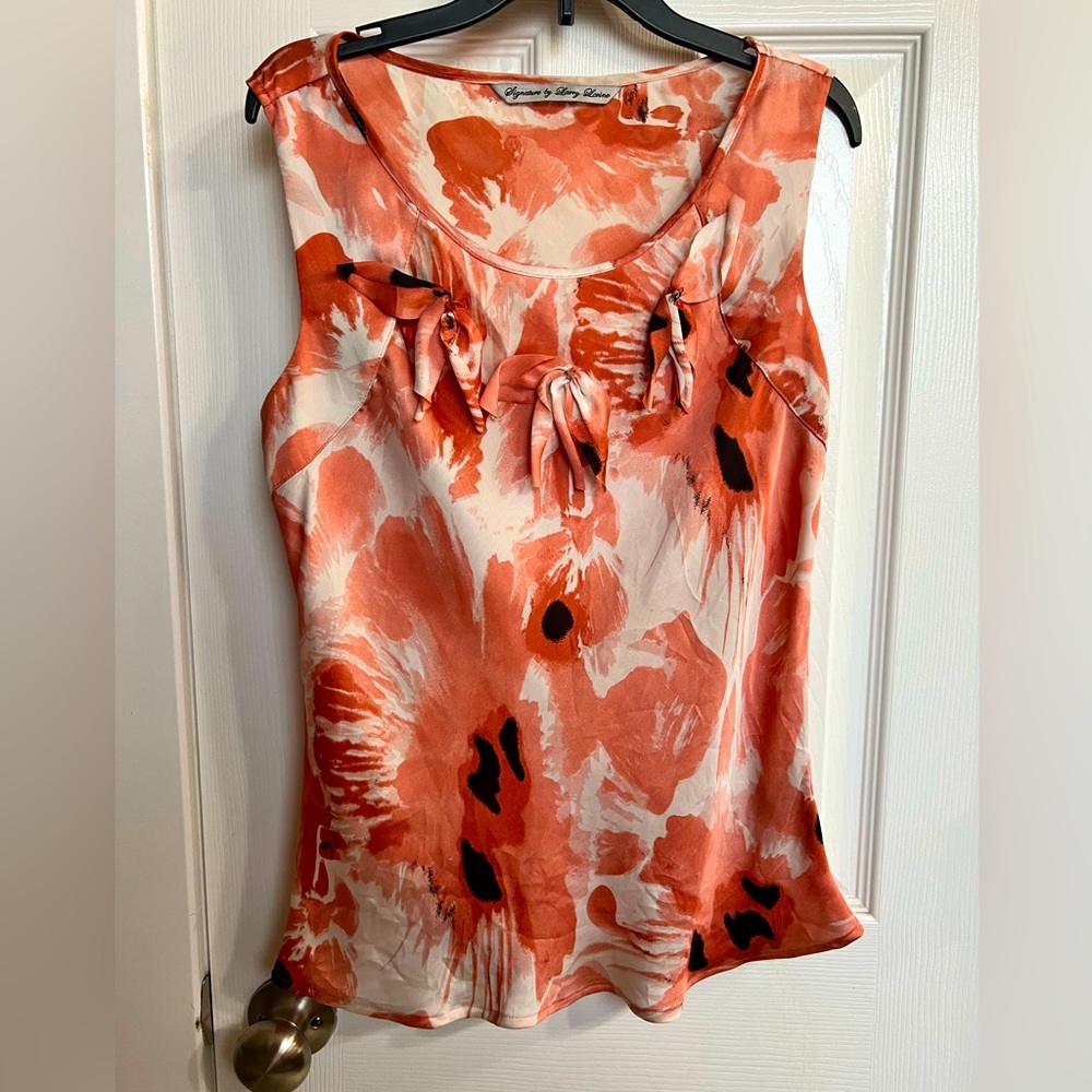 Signature by Larry Levine sleeveless top